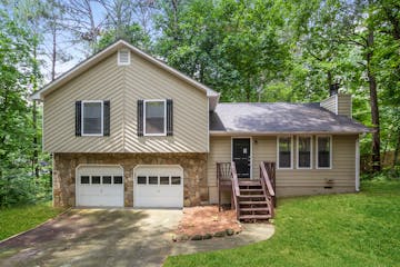 505 Wood Crest Ct Woodstock, GA 30189